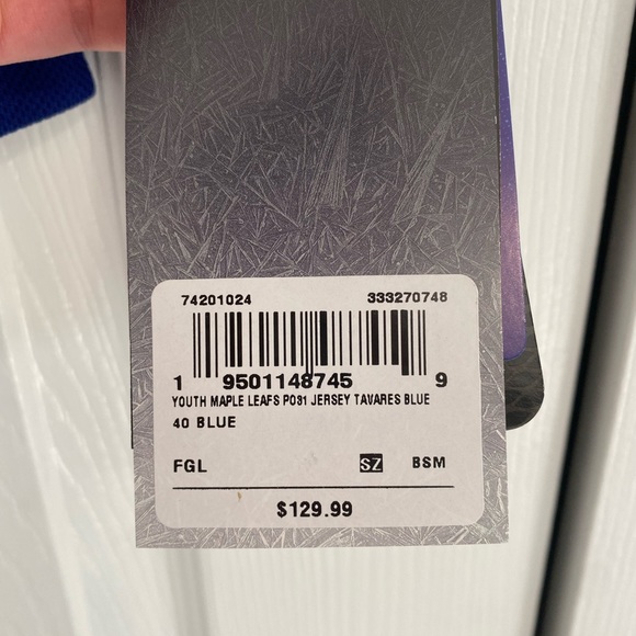 Toronto Maple Leafs Jersey - Picture 3 of 3